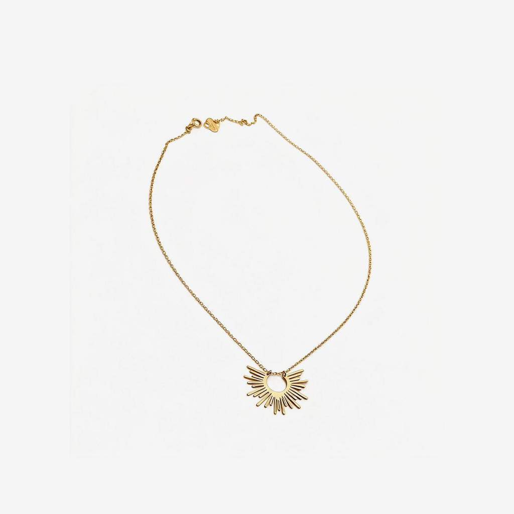 18K Gold Sun Shape Necklace