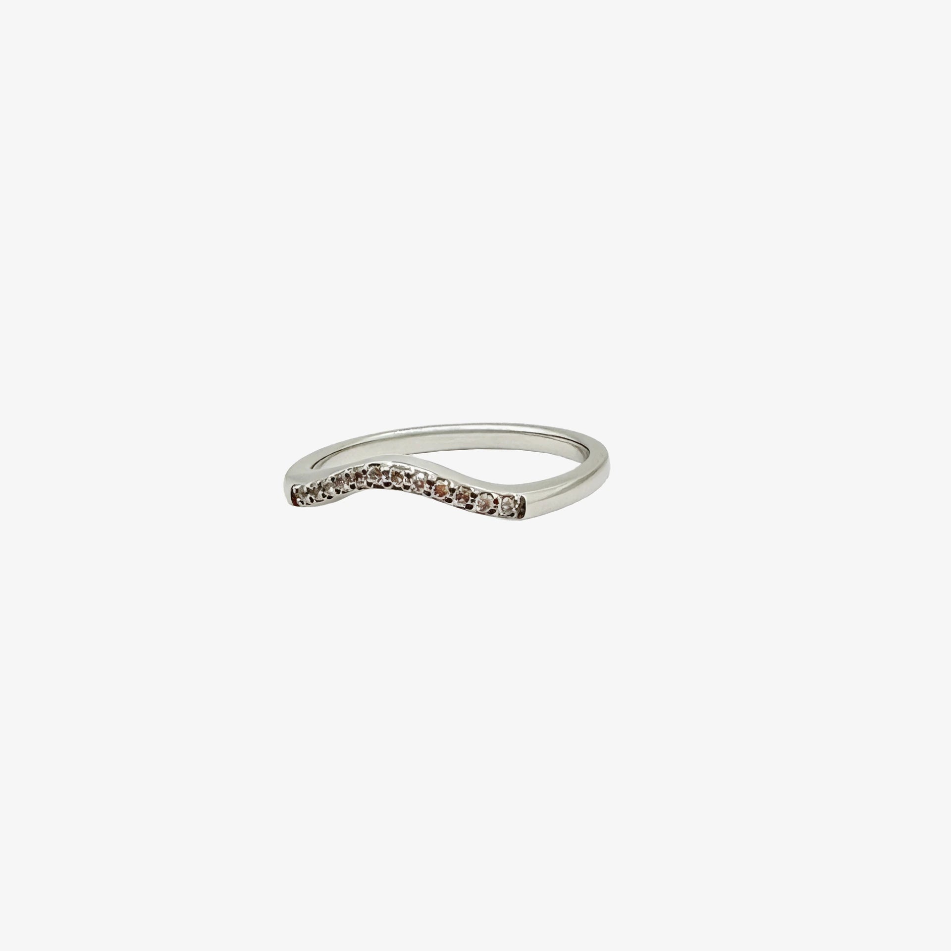 9K White Gold Diamond Curved Weddings Band