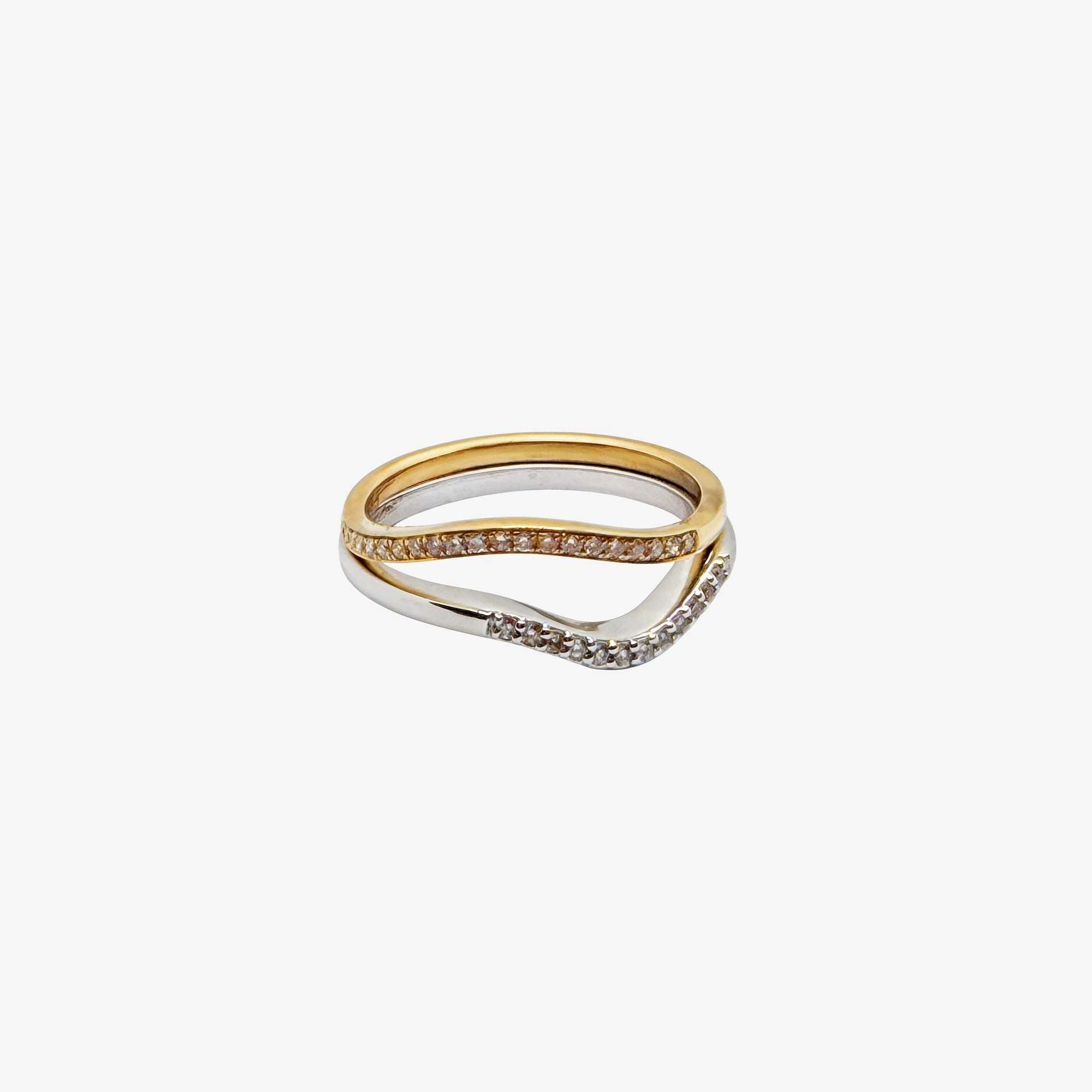 9K White Gold Diamond Curved Weddings Band
