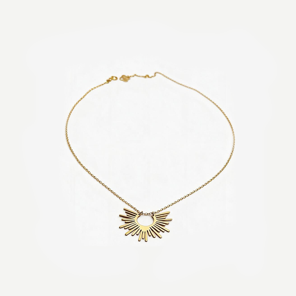 18K Gold Sun Shape Necklace