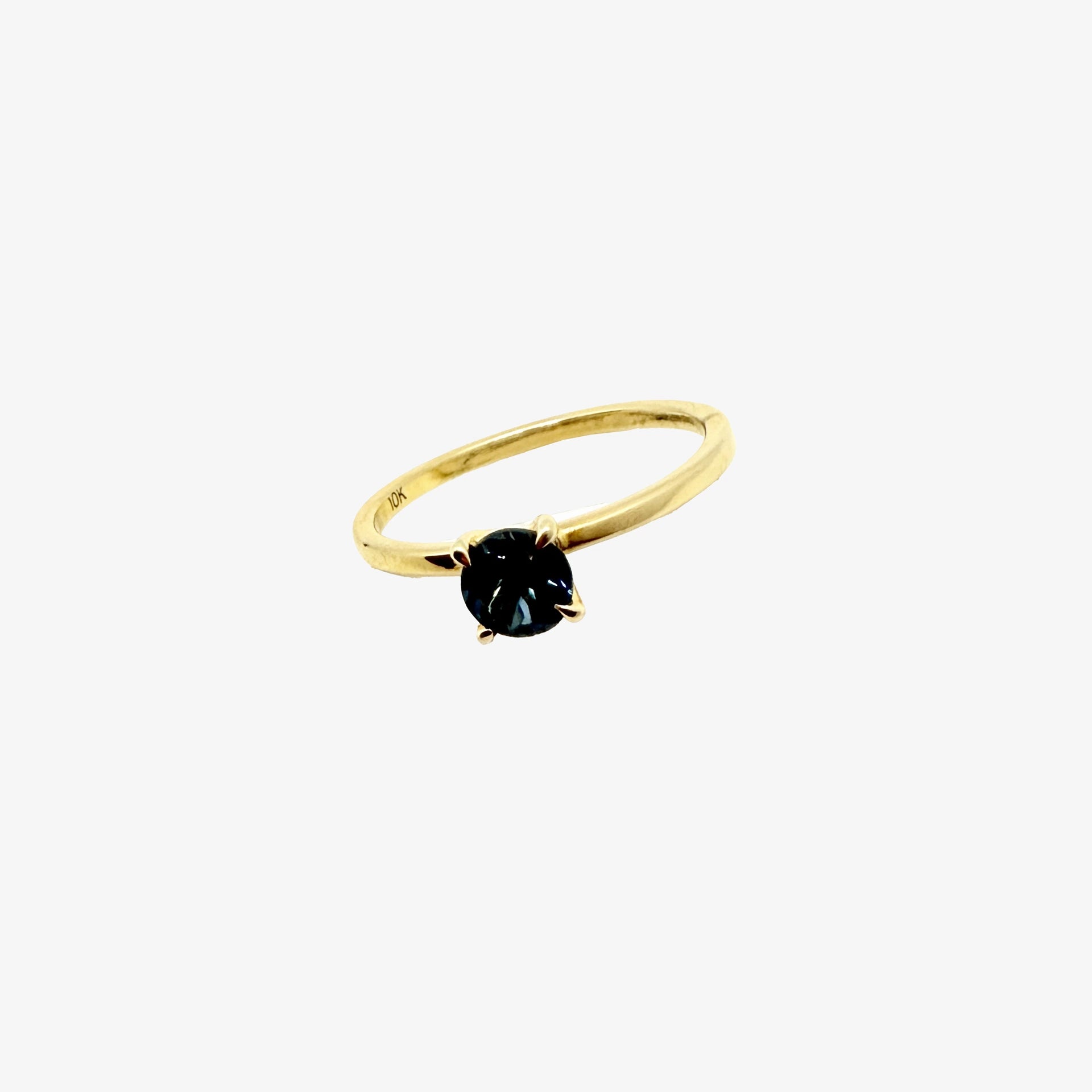 9K London Blue Topaz Ring