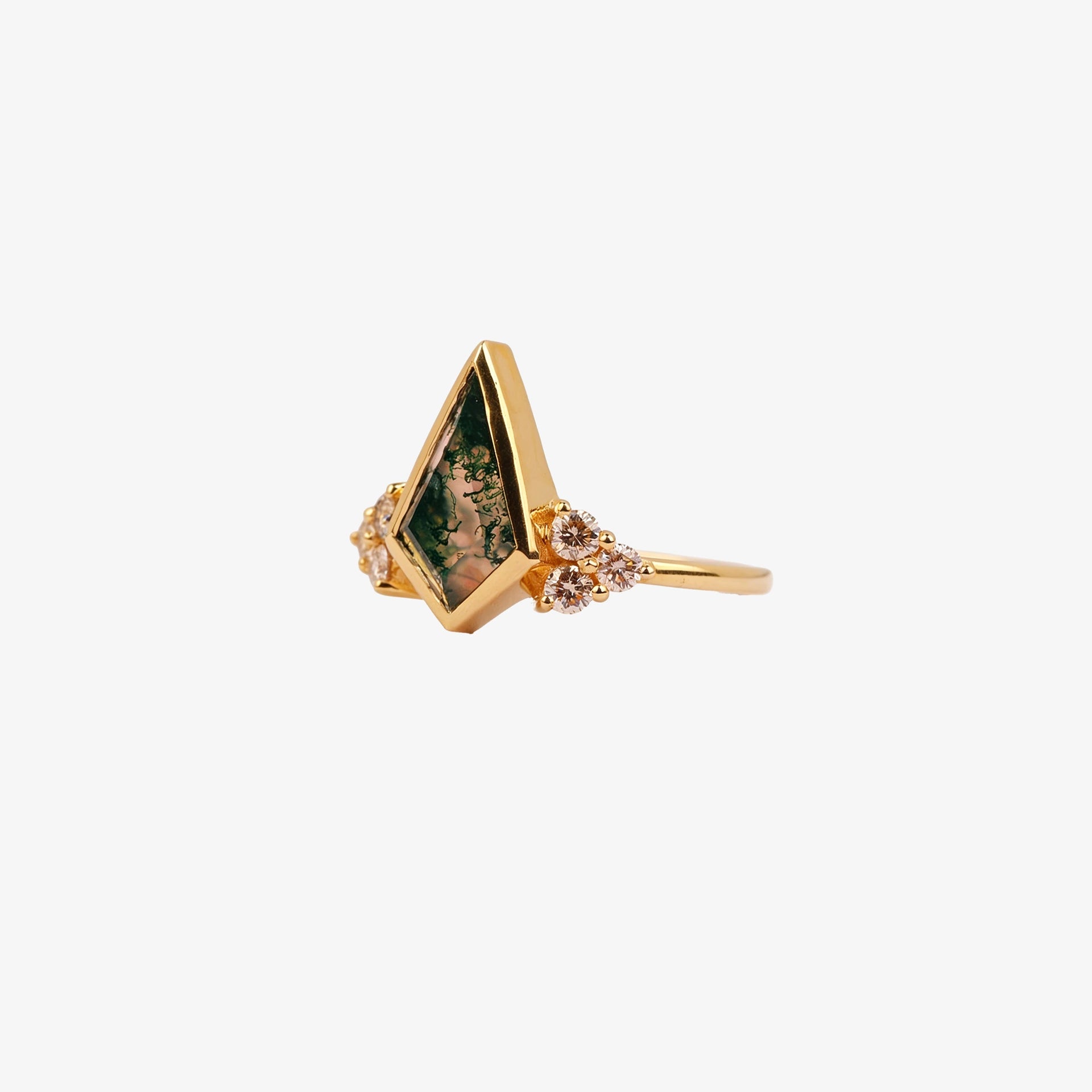 Moss Agate Ring (Natural Diamond)